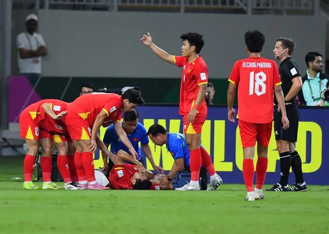 Đội ngũ hỗ trợ khách hàng 24/7 của 77 Ball Tải Game